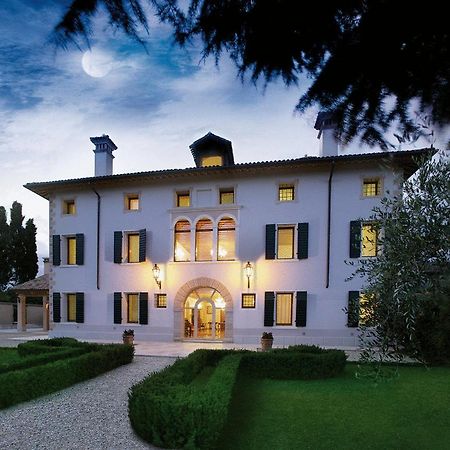 Villa Busta Hotel Montebelluna Buitenkant foto